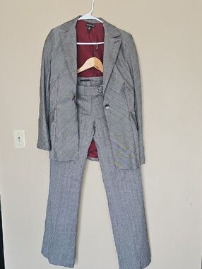 bebe Gray Pinstripe Two-Piece Suit with Burgundy Lining